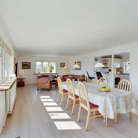 Bitta - 500m From The Sea By Interhome *